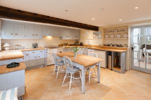 Kitchen/Diner - click for photo gallery